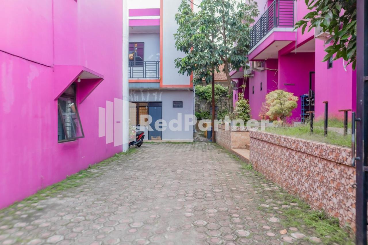 Oyo 2770 Zleepy Wisma Khazri Bogor Exterior foto
